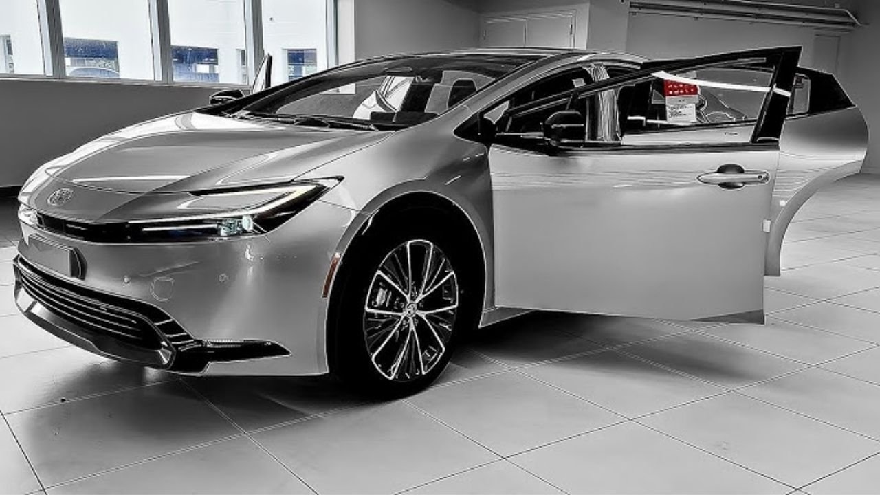 2025 Toyota Prius