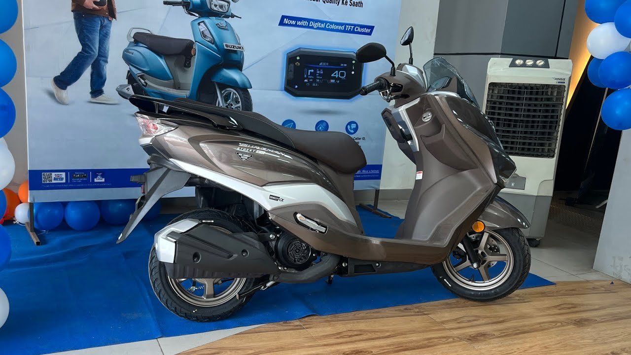 Suzuki Burgman Hybrid Scooter 2025